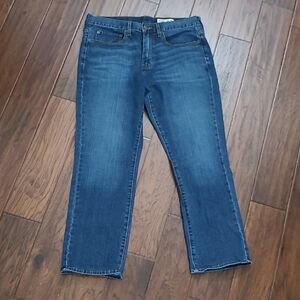 Cremieux Premium Denim Straight Cut Jeans size 34 Inseam says 30 but measures 28